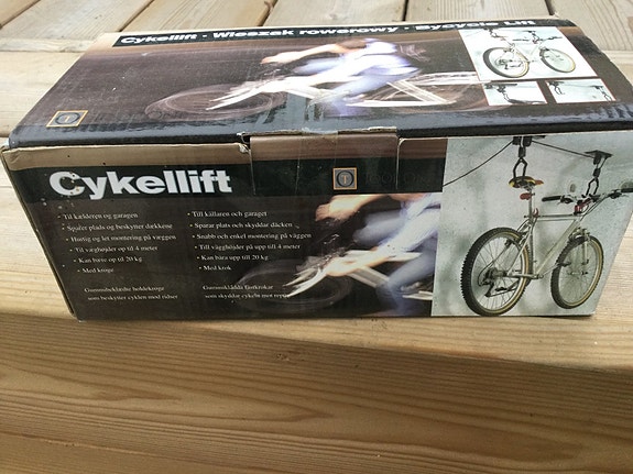 Product image 1 of 2