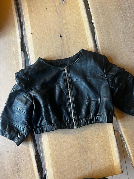 Product image 1 of 8