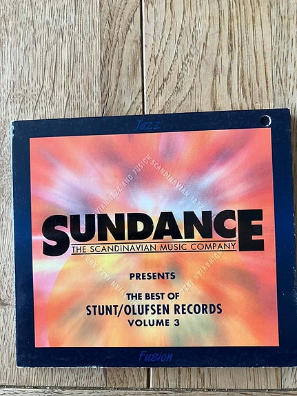 Product image 1 of 3