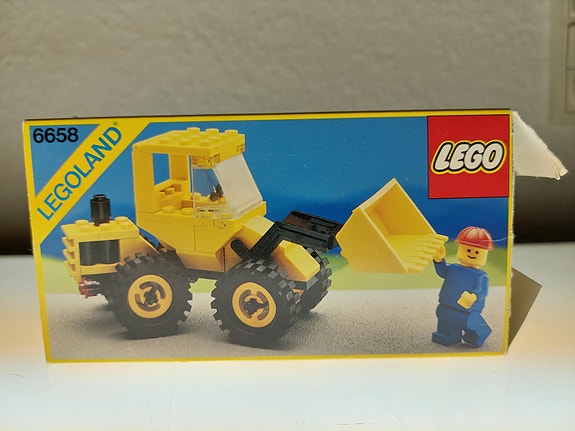 Product image 1 of 8