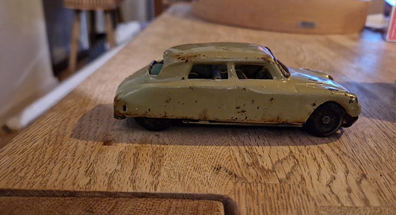 Product image 1 of 5