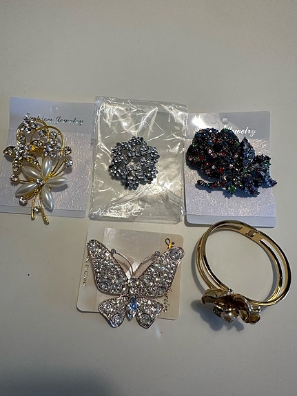 Product image 1 of 4