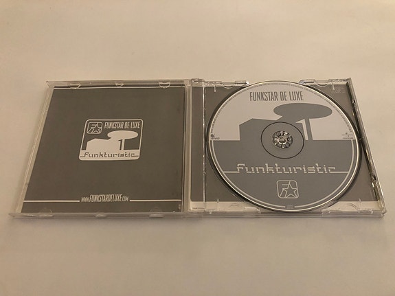 Product image 3 of 3