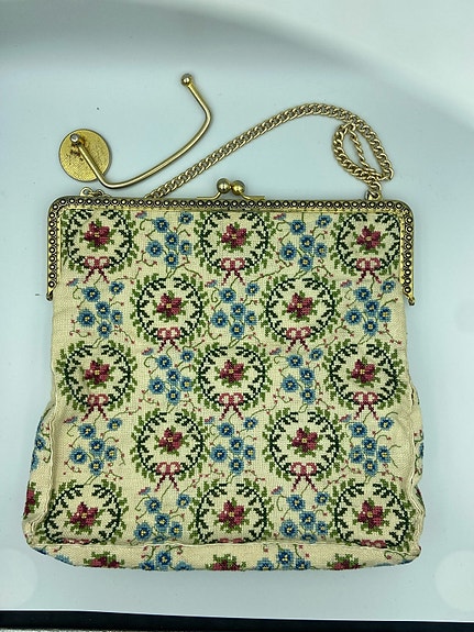 Product image 1 of 7