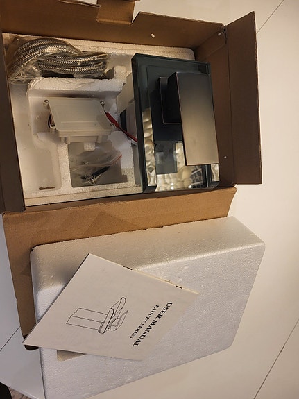 Product image 1 of 4