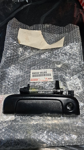 Product image 1 of 3