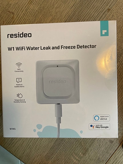 Product image 1 of 2