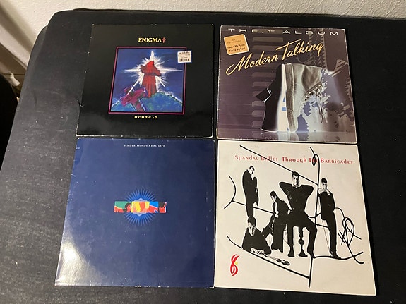 Product image 1 of 2