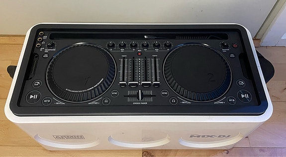 Product image 3 of 3