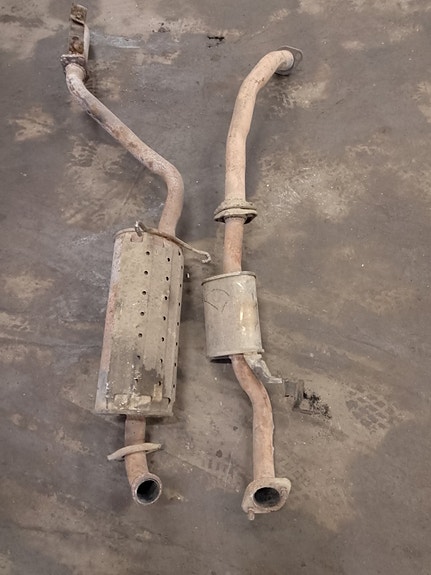 Product image 1 of 2