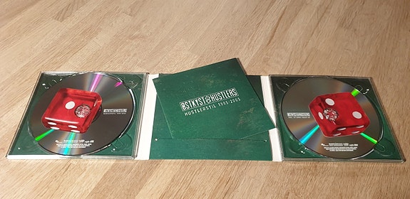 Product image 3 of 3