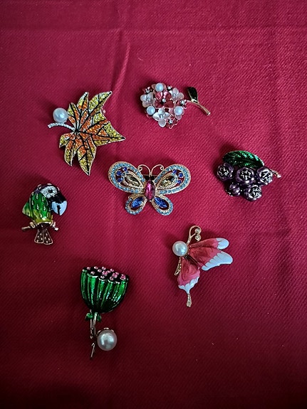 Product image 1 of 6