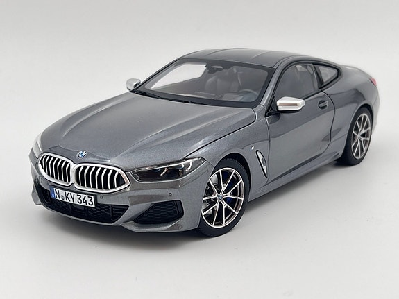 Product image 1 of 8