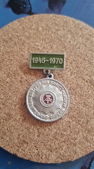 Product image 1 of 4