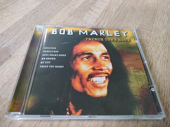 Product image 1 of 3