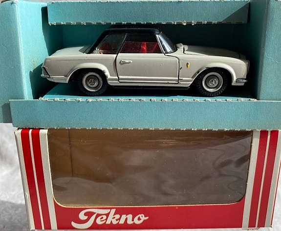 Product image 1 of 7