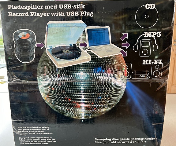 Product image 1 of 3