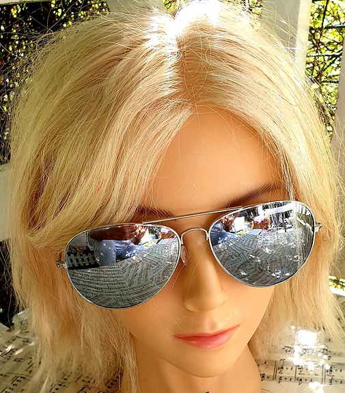 Product image 1 of 6