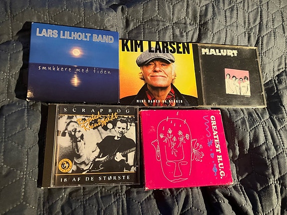 Product image 1 of 2