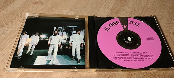 Product image 3 of 3