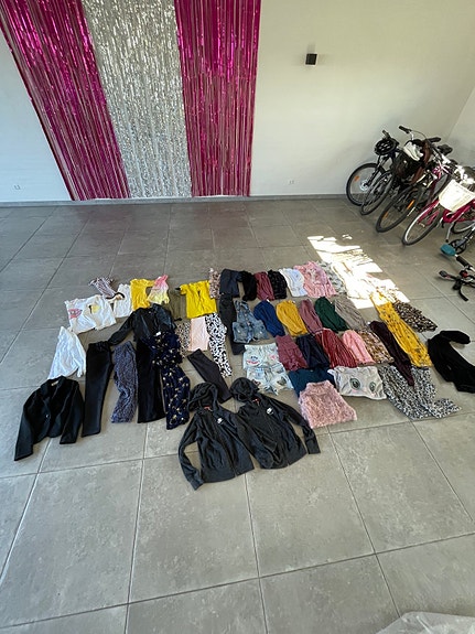 Product image 1 of 8