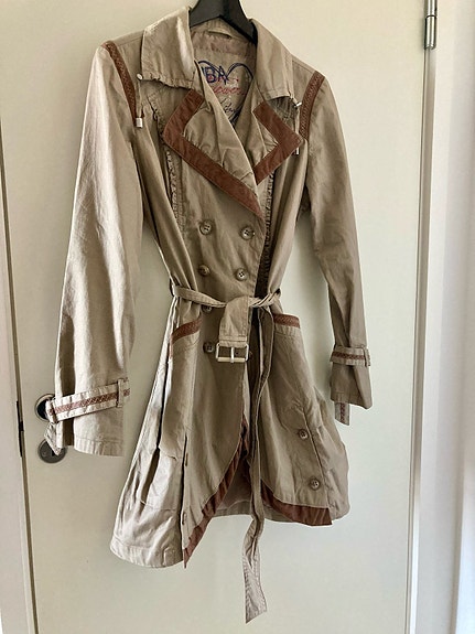 Product image 1 of 7