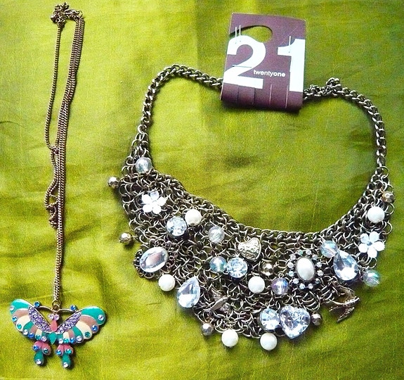 Product image 1 of 4