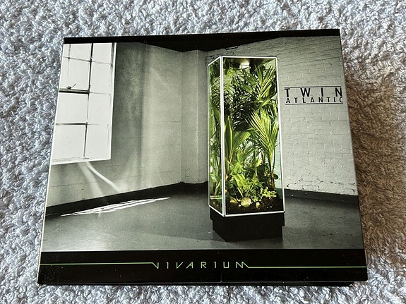 Product image 1 of 5