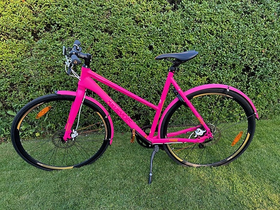 Product image 1 of 6