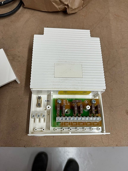 Product image 1 of 3