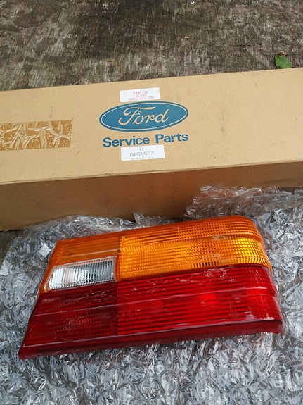 Product image 1 of 2