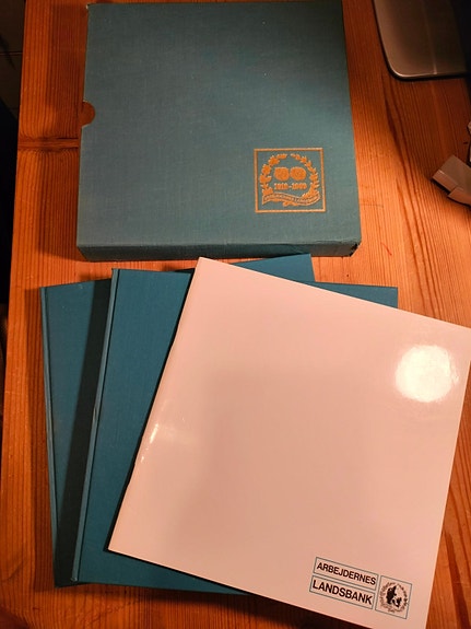 Product image 1 of 6