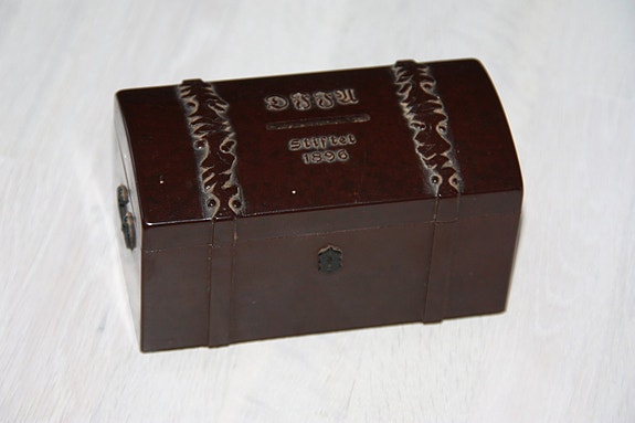 Product image 1 of 2