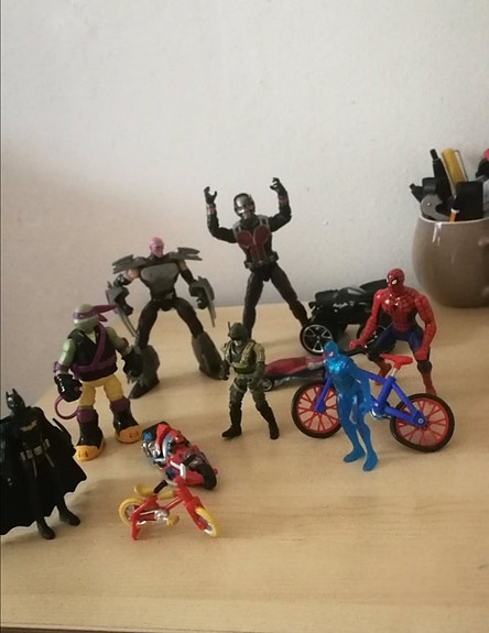 Product image 1 of 4