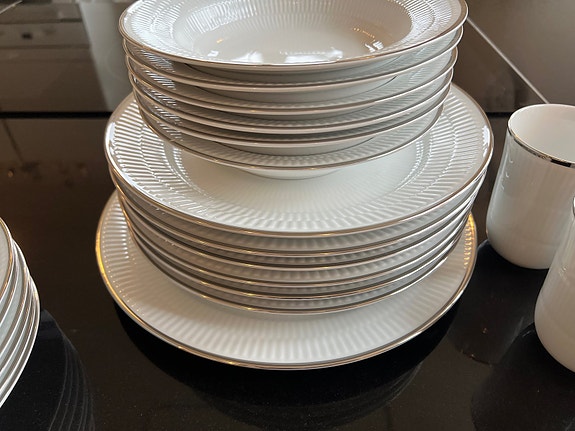 Product image 1 of 4