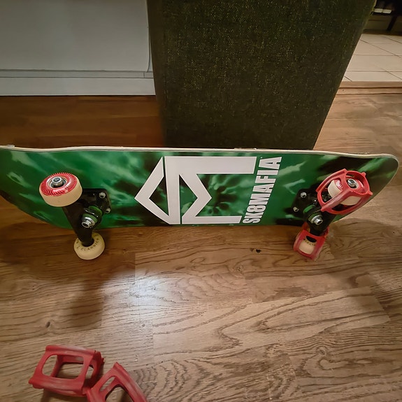 Product image 1 of 3