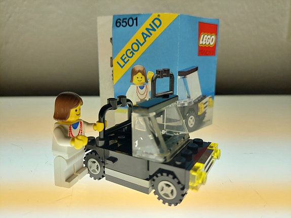 Product image 1 of 8