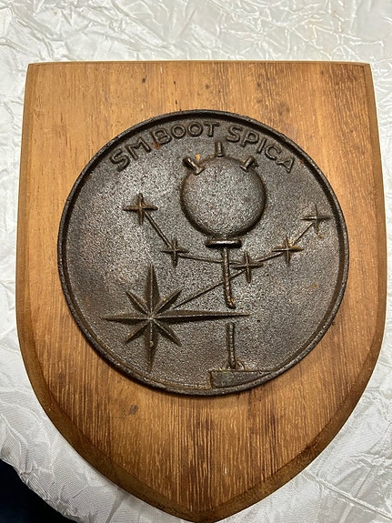 Product image 1 of 2