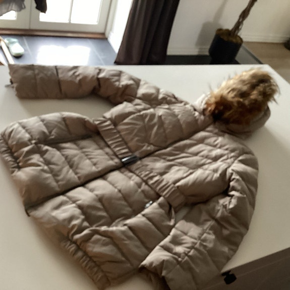 Product image 1 of 7