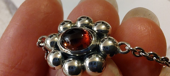 Product image 1 of 7