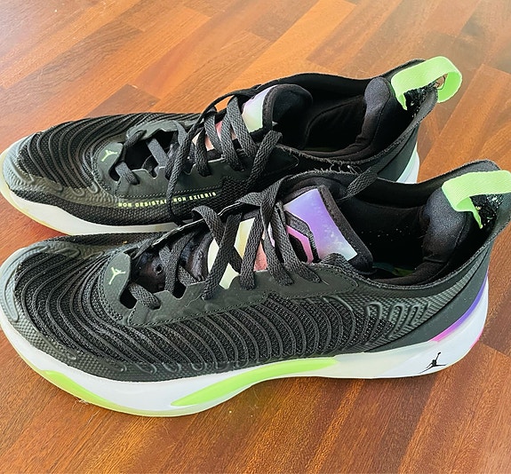 Product image 1 of 4