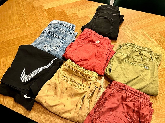 Product image 1 of 8