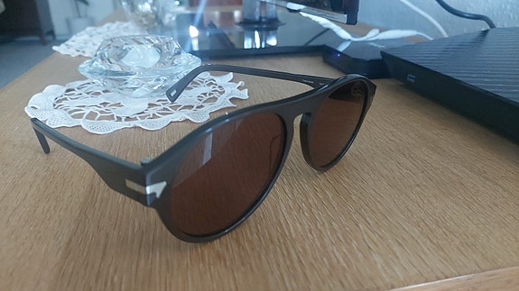 Product image 1 of 8