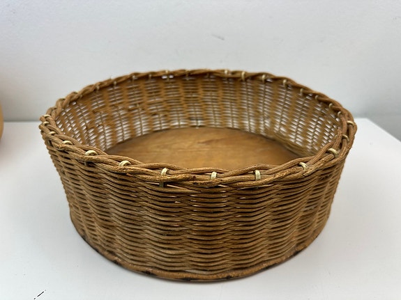 Product image 1 of 8