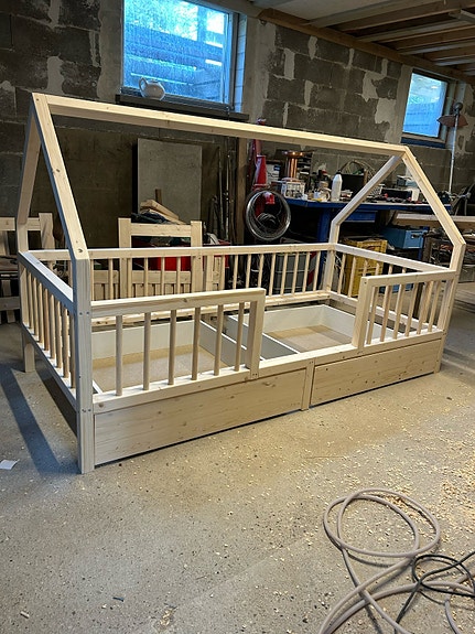 Product image 1 of 8