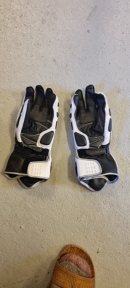 Product image 4 of 8