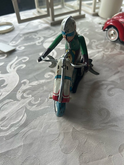 Product image 2 of 4