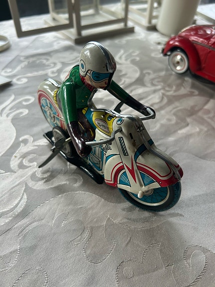 Product image 3 of 4