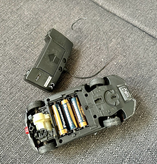 Product image 3 of 3