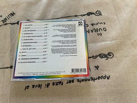 Product image 2 of 2